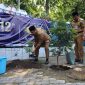 Bupati Jombang Warsubi memimpin prosesi penanaman pohon buah